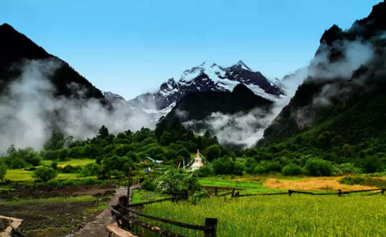 中國(guó)有個(gè)地方叫雨崩